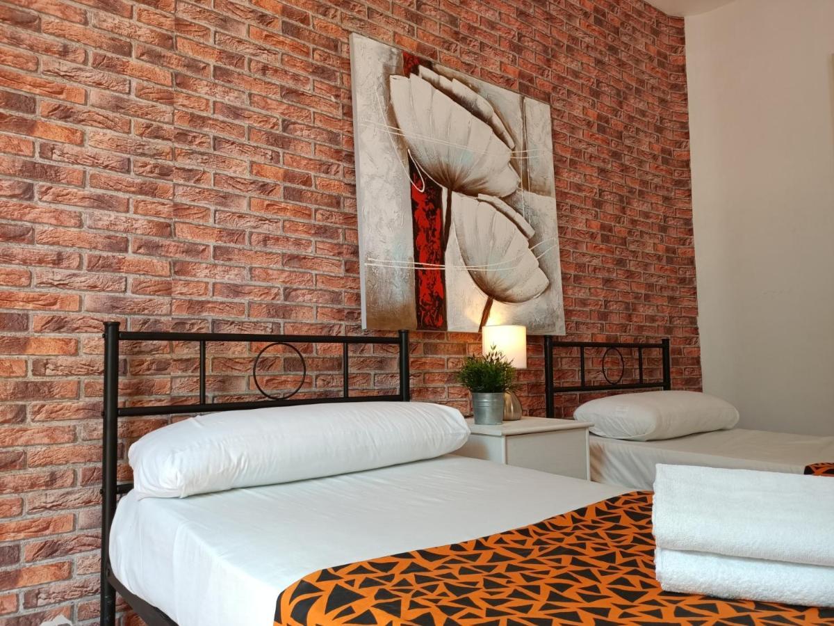 Diagonal House Hostel Barcelona Quarto foto